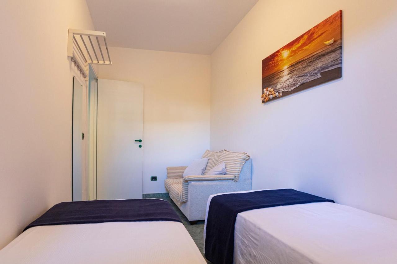 Marinella Sul Mare Villa ปุนตาเซกกา ภายนอก รูปภาพ